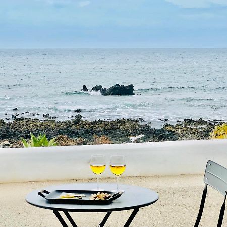 Canaryislandshost L Lava Y Mar Lanzarote Punta Mujeres Bagian luar foto